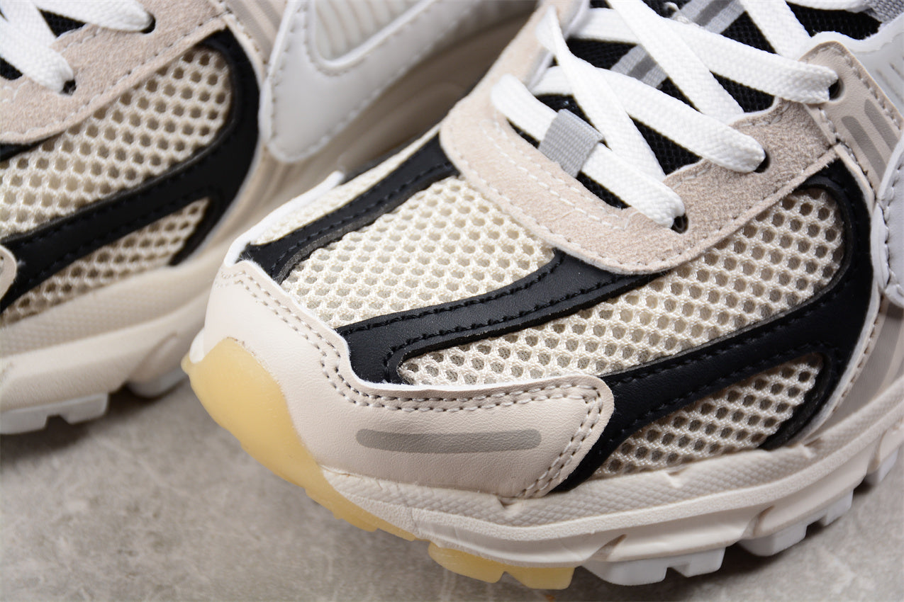 Nike Zoom Vomero 5 'Sail/Black'