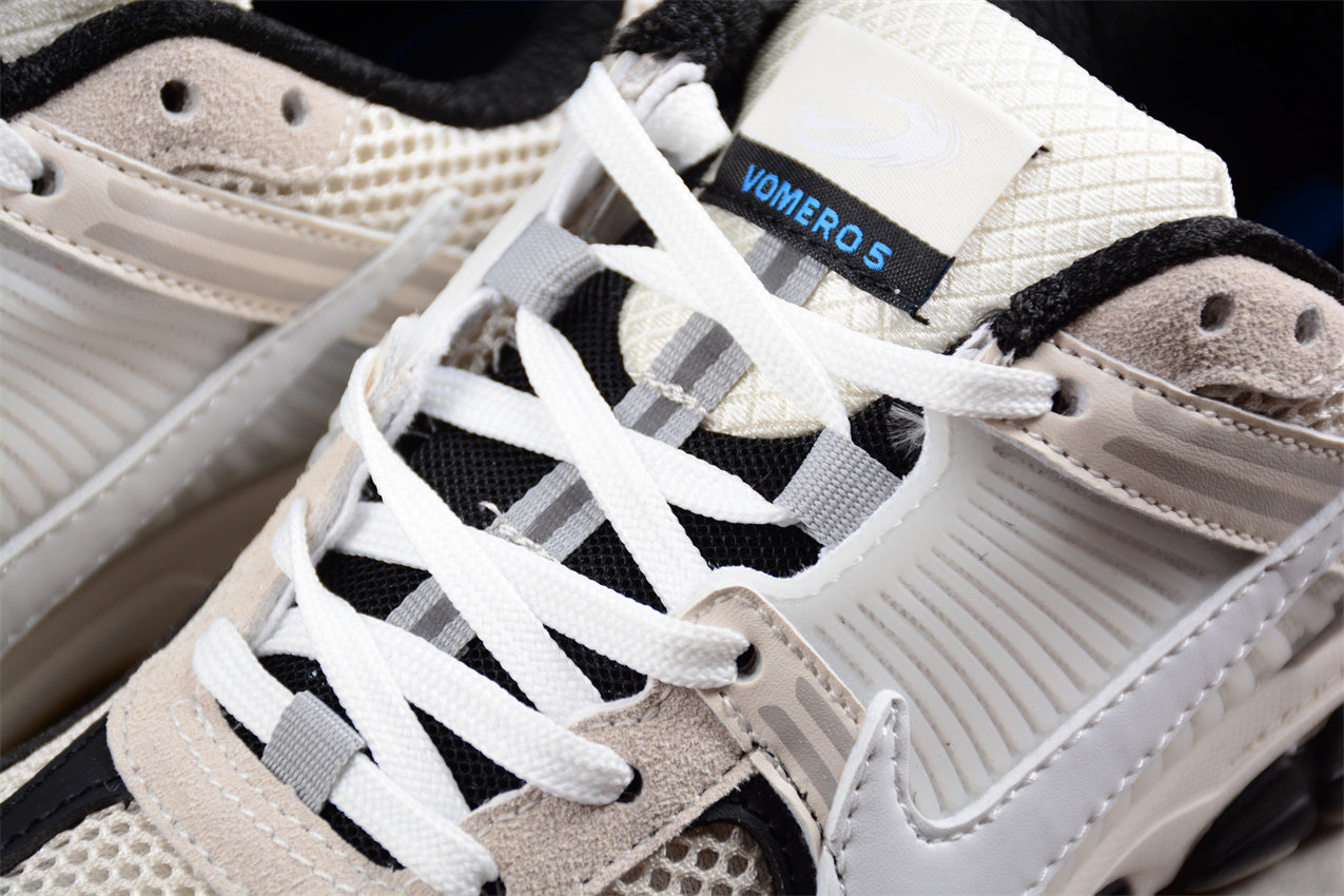 Nike Zoom Vomero 5 'Sail/Black'