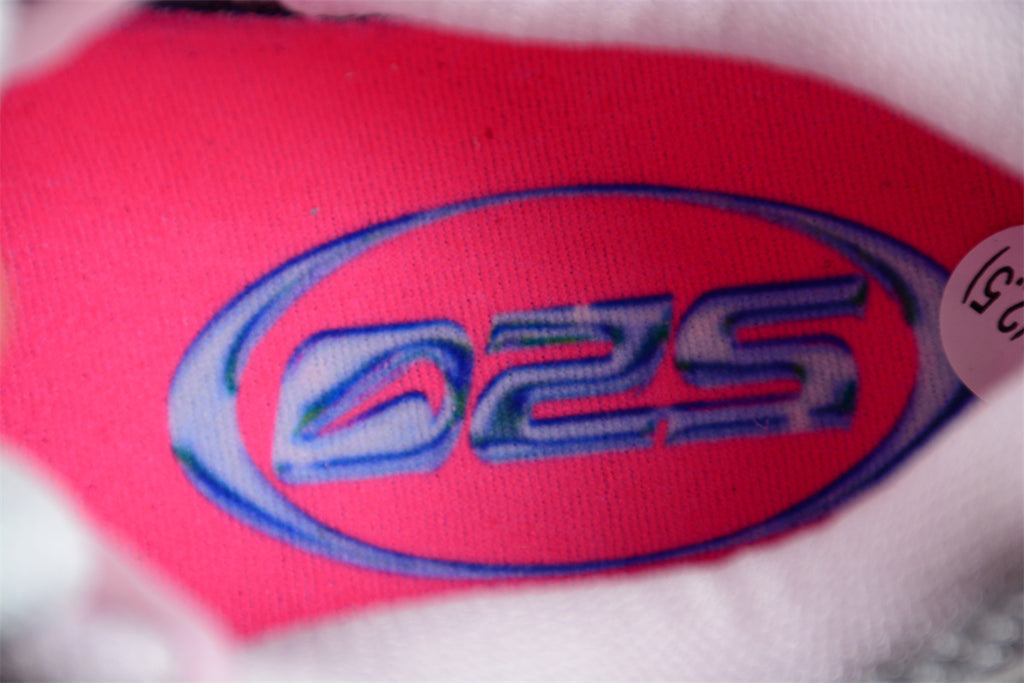 Nike Zoom Vomero 5 'Photon Dust/Pink Foam'