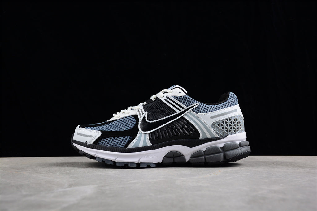 Nike Zoom Vomero 5 'Black/Cool Grey'