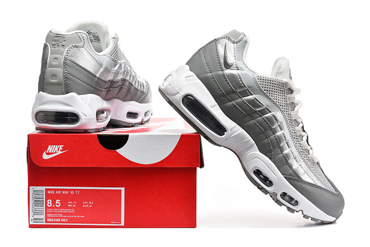 Nike Air Max 95 – Light Grey / Silver