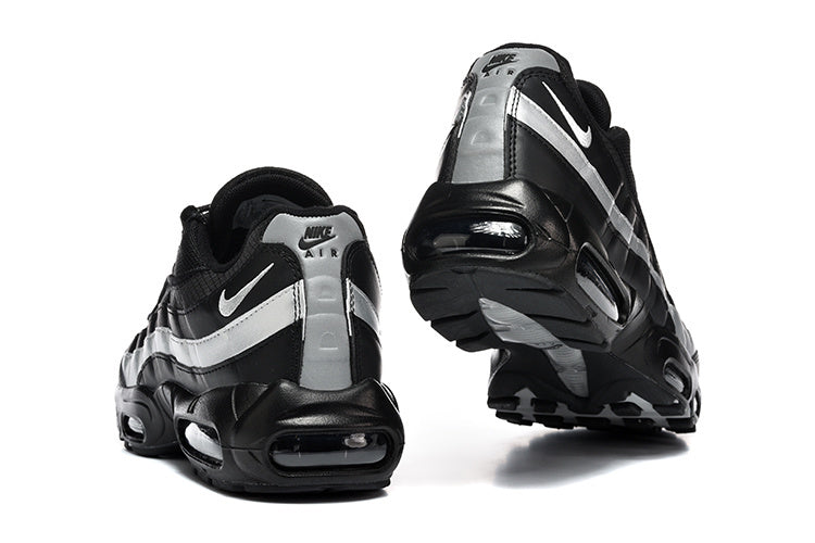 Nike Air Max 95 – Black / Silver