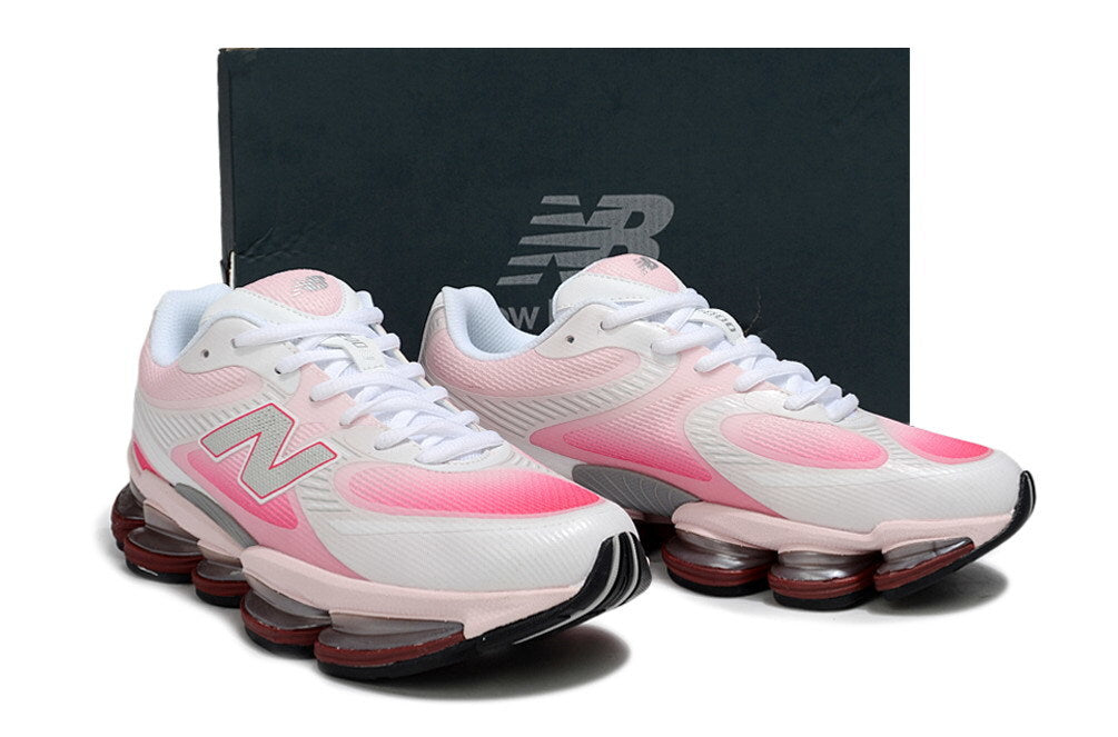 New Balance 2000 – Blush Pink Cushion-Pod Runner
