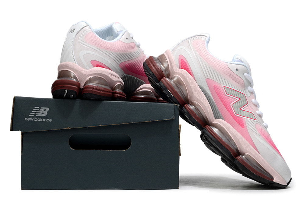 New Balance 2000 – Blush Pink Cushion-Pod Runner