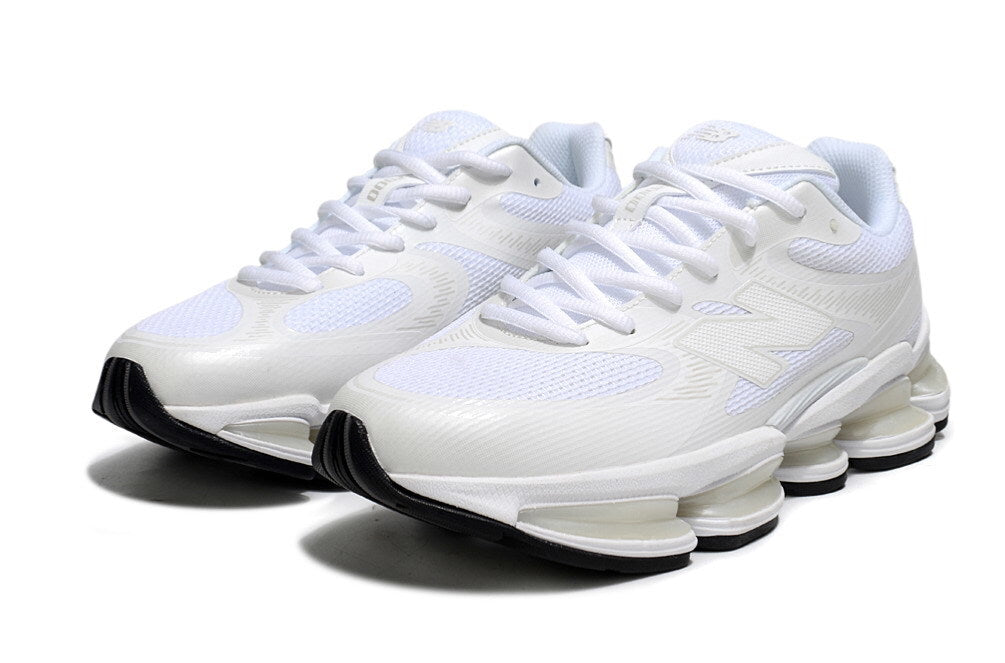 New Balance 2000 – Triple White Cushion-Pod Runner